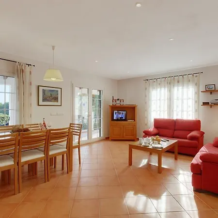 Villa Binibequer Vell Sleeps 9 Pool Air Con Wifi *